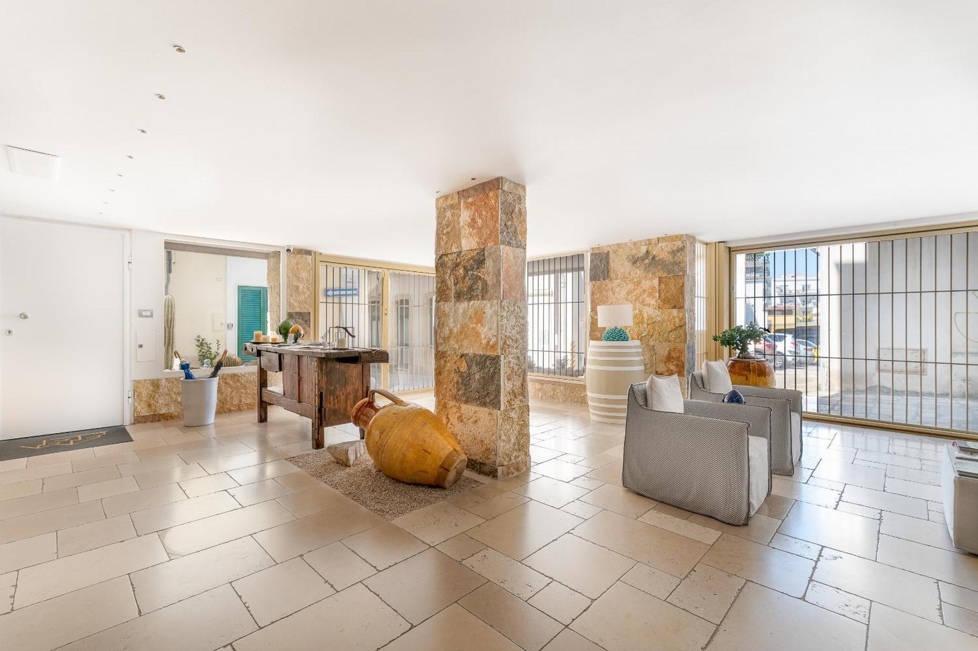 Santo Stefano Raro Rooms Collection Brindisi Exterior photo